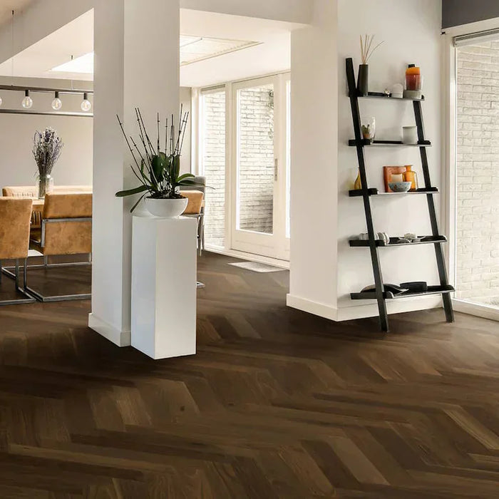The Hardwood Debate: Plank or Pattern? Why Designers Love Both