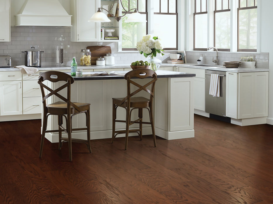 Shaw - Albright Oak 5" Hardwood SW582 - Hazelnut Room scene