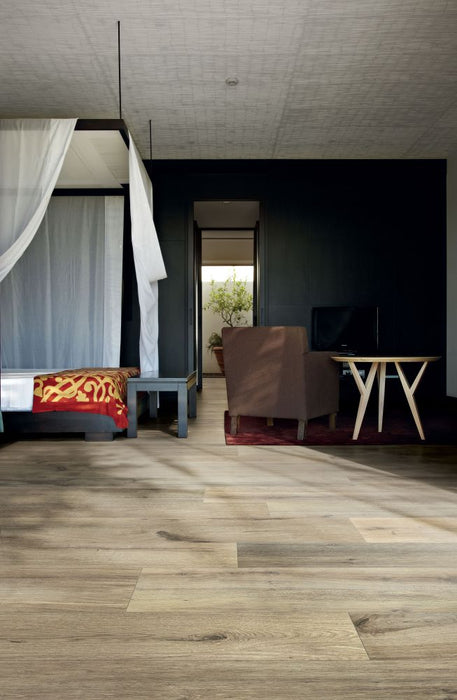 Elysium - Planches 8 in. x 48 in. Porcelain Tile - Miel floor installation