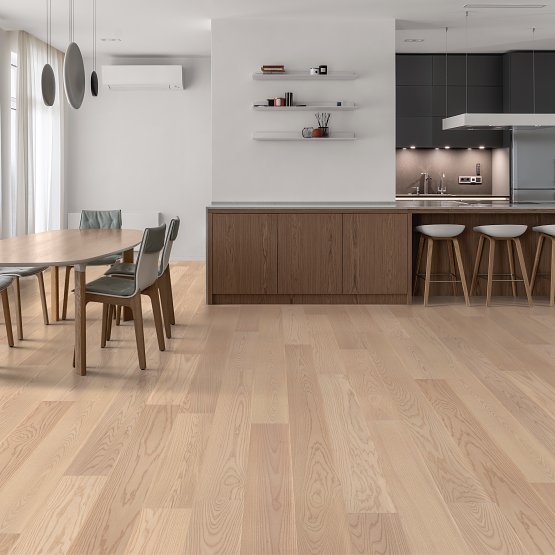 Anderson Tuftex Hardwood - European Ash - Plaza