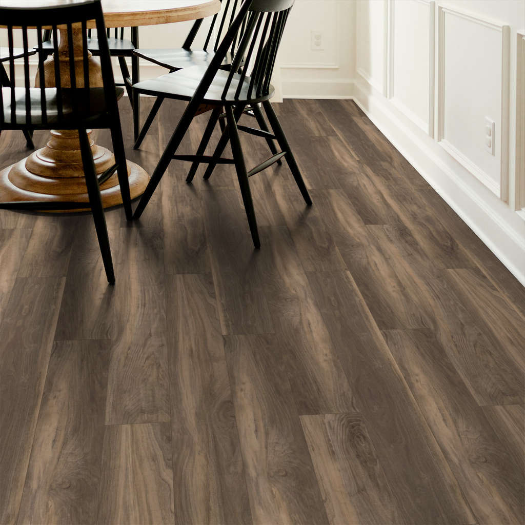 Shaw - Pantheon HD Plus LVP 7 in. x 48 in. - Ardesia floor installation