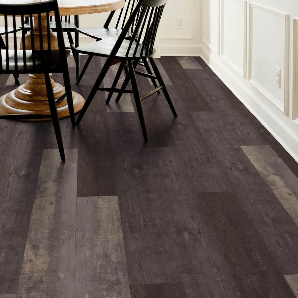 Shaw - Titan HD Plus Platinum LVP 9 in. x 72 in. - Arcadia Barnboa floor installation