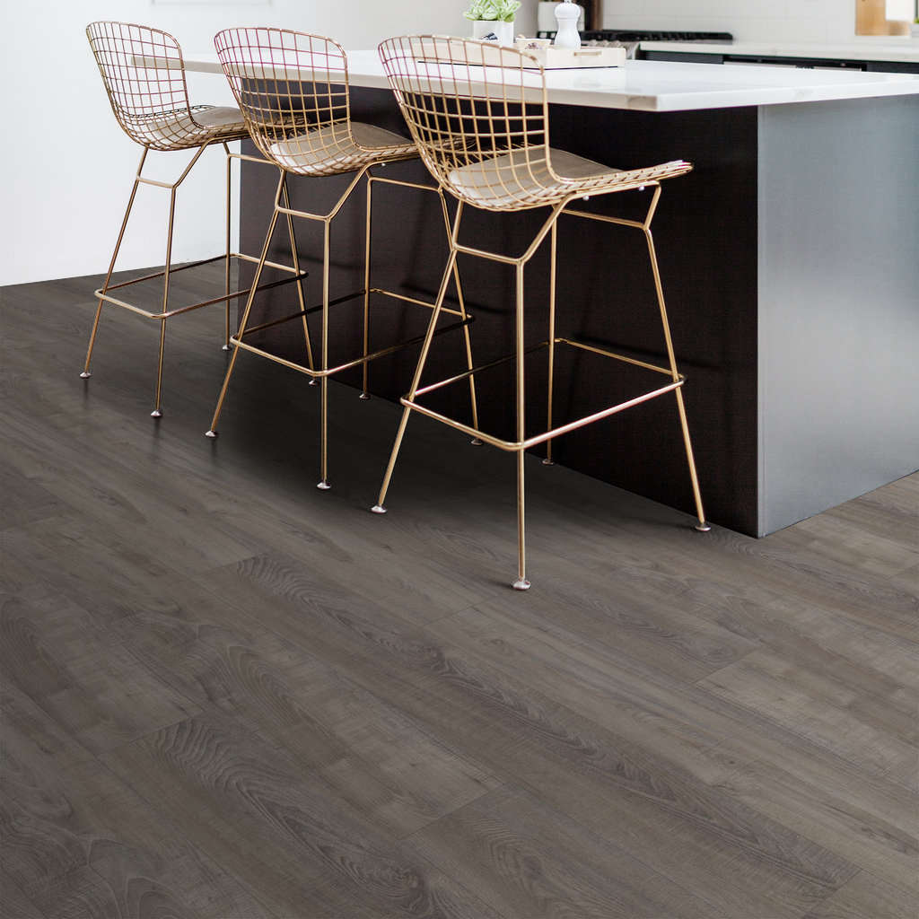 Shaw - Pantheon HD Plus LVP 7 in. x 48 in. - Temporale floor installation