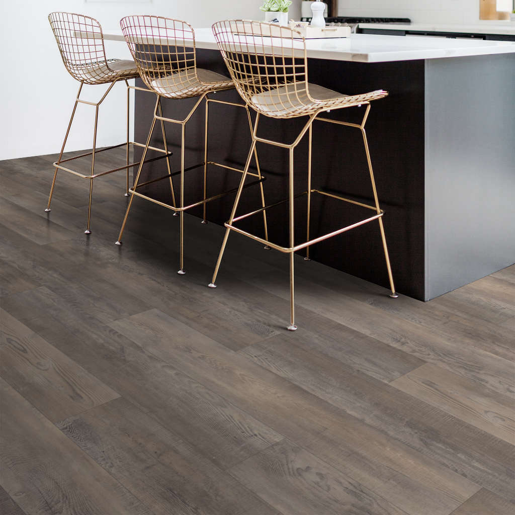 Shaw - Pantheon HD Plus LVP 7 in. x 48 in. - Tempesta floor installation