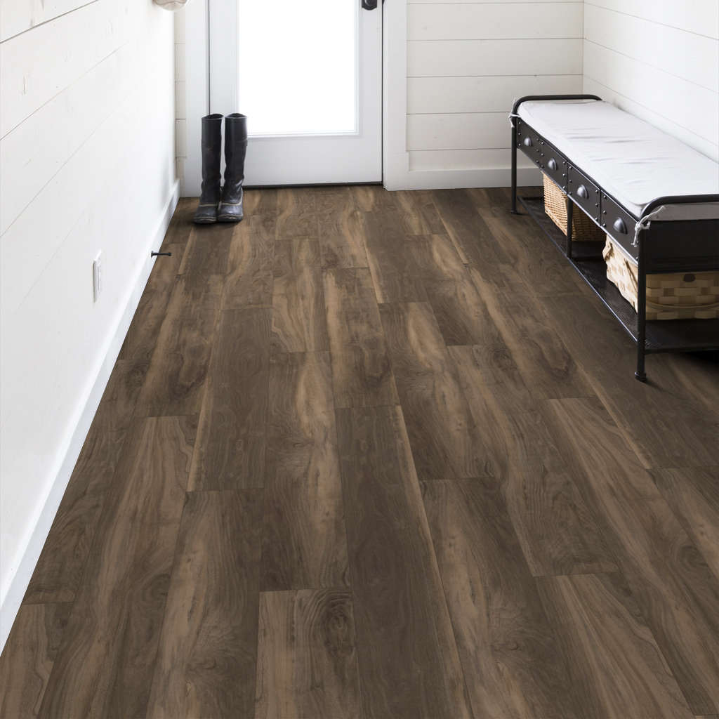 Shaw - Pantheon HD Plus LVP 7 in. x 48 in. - Ardesia floor installation