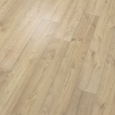 Mohawk - RevWood Select | Emberstone Ridge Laminate - Sandy Shore Oak Angled View