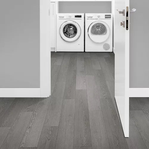 Mohawk - SolidTech Select - Founder's Trace 7 in. x 48 in. - Bridges - Room Scene