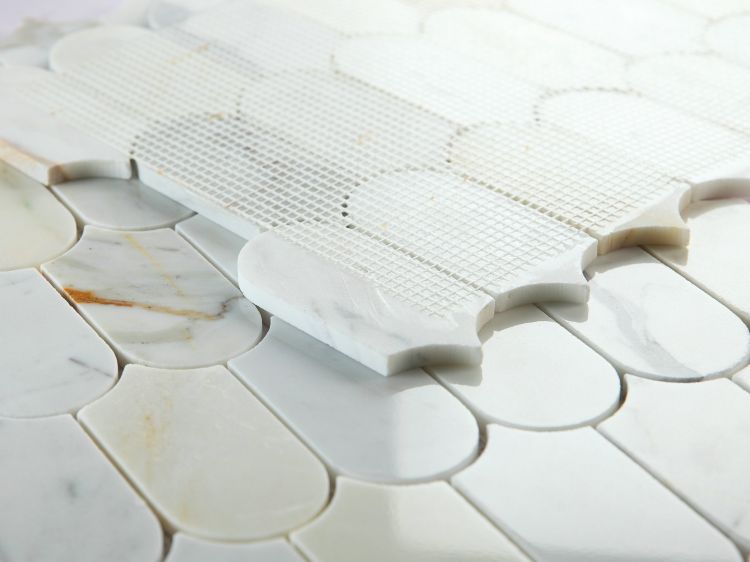 Elysium - Piano 10 in. x 11.75 in. Marble Mosaic - Calacatta Gold