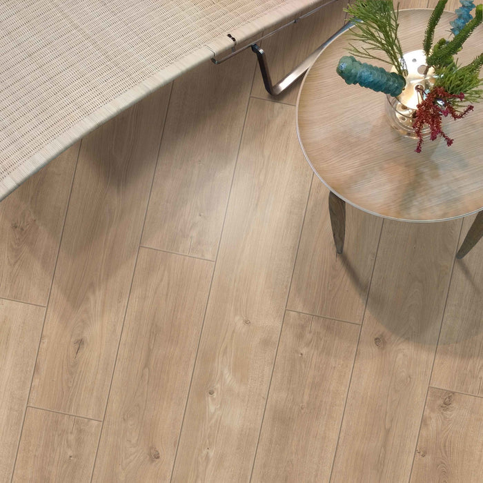 Jackson Vinyl - High Rise - 7 in. x 48 in. - Pristine — Floorzz