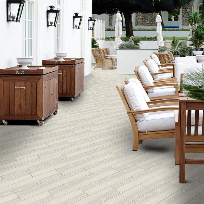 Arizona Tile - Aequa Series - 8" x 32" R11 Anti Slip Porcelain Tile - Nix floor installation