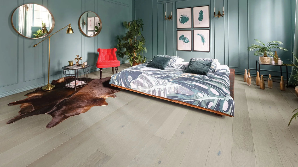 Arbor Ranch Hardwood Flooring - Laguna Plank - Sana Room Scene