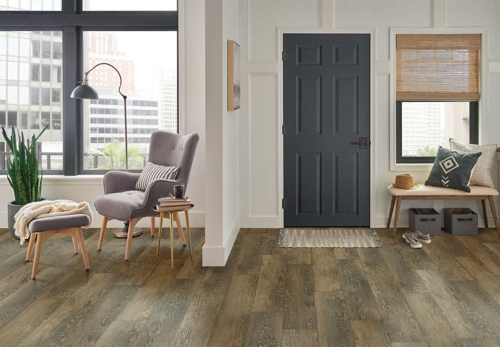 Bruce - TimberTru Landscape Traditions - 8.03 in. x 47.6 in. - Laminate - Bear Like Installed