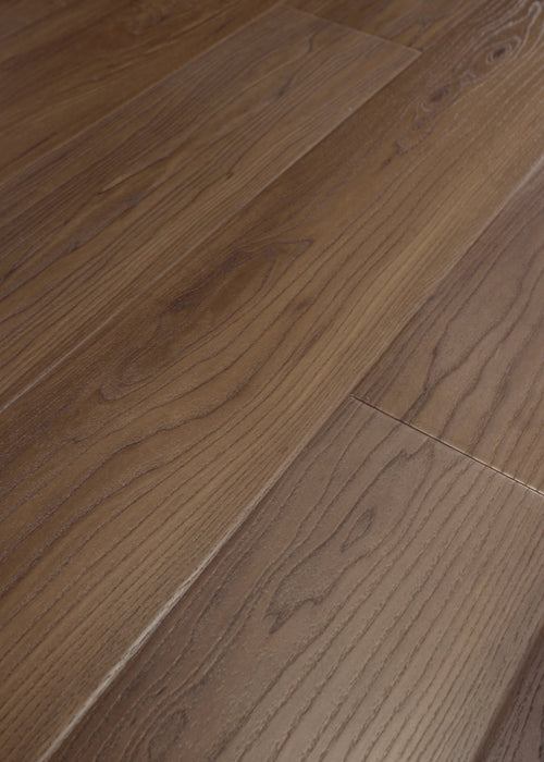 COREtec - Originals Coastal Luxe CR506 - 9" x 72" - Luxury Vinyl - Bourbon Maple Angled