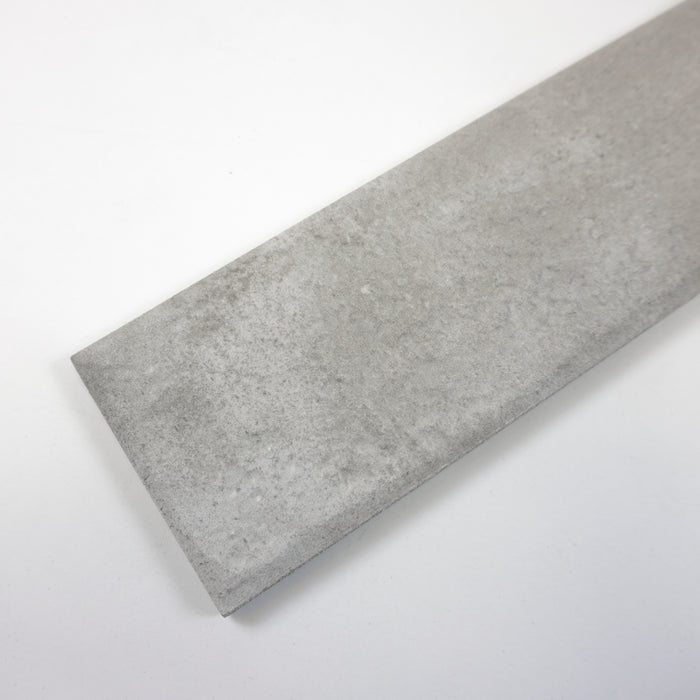 Tesoro - Chelsea Collection - 2.5 in. x 10 in. Porcelain Tile - High Line Close