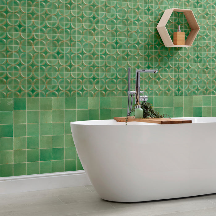 Daltile - Contempee Collection - 4 in. x 4 in. - Handcrafted Glossy Ceramic Wall Tile - Ivy Room scene