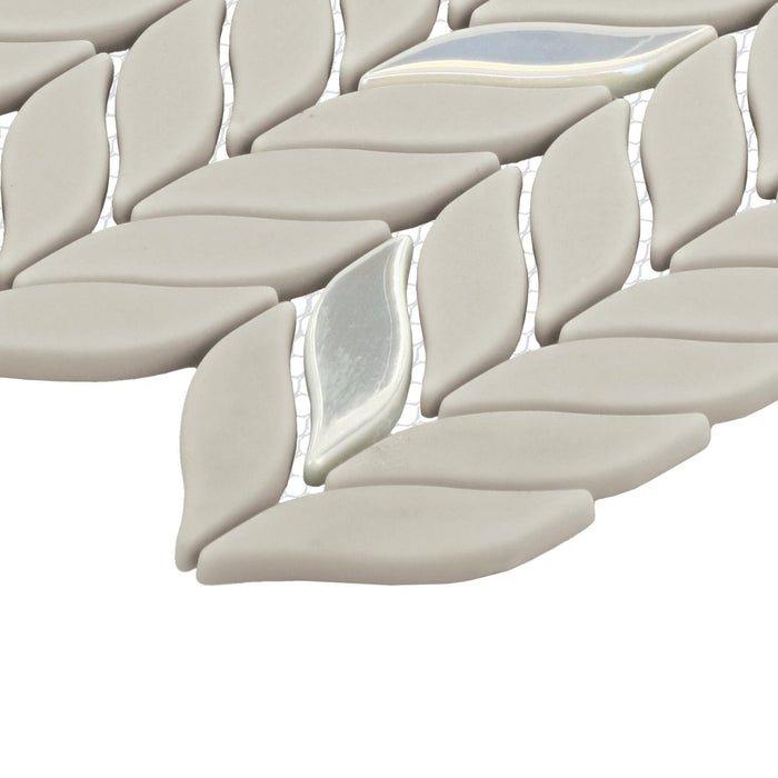 Daltile - Starcastle Glass Leaf Mosaic - Comet Close View