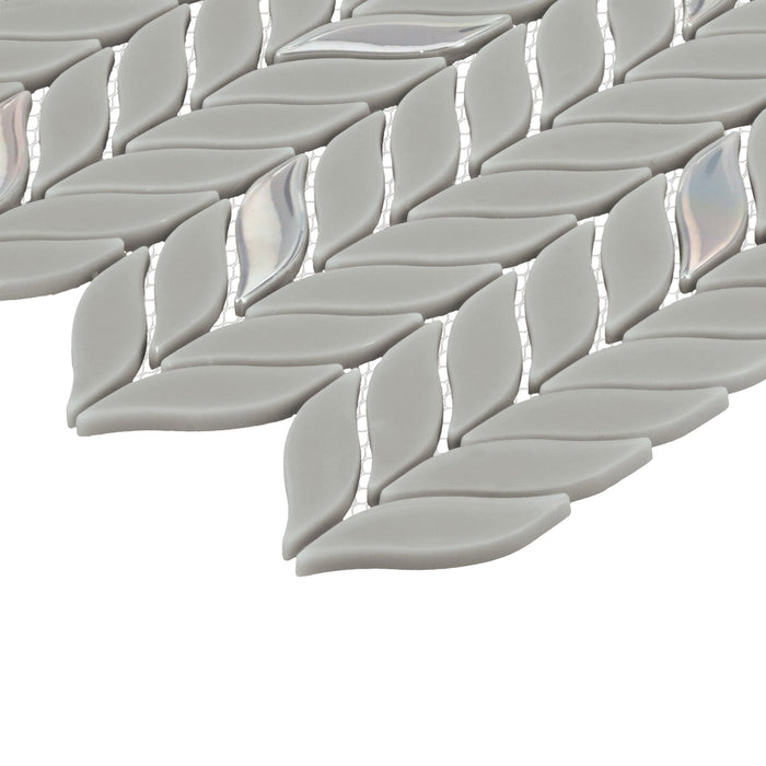 Daltile - Starcastle Glass Leaf Mosaic - Supernova Close View