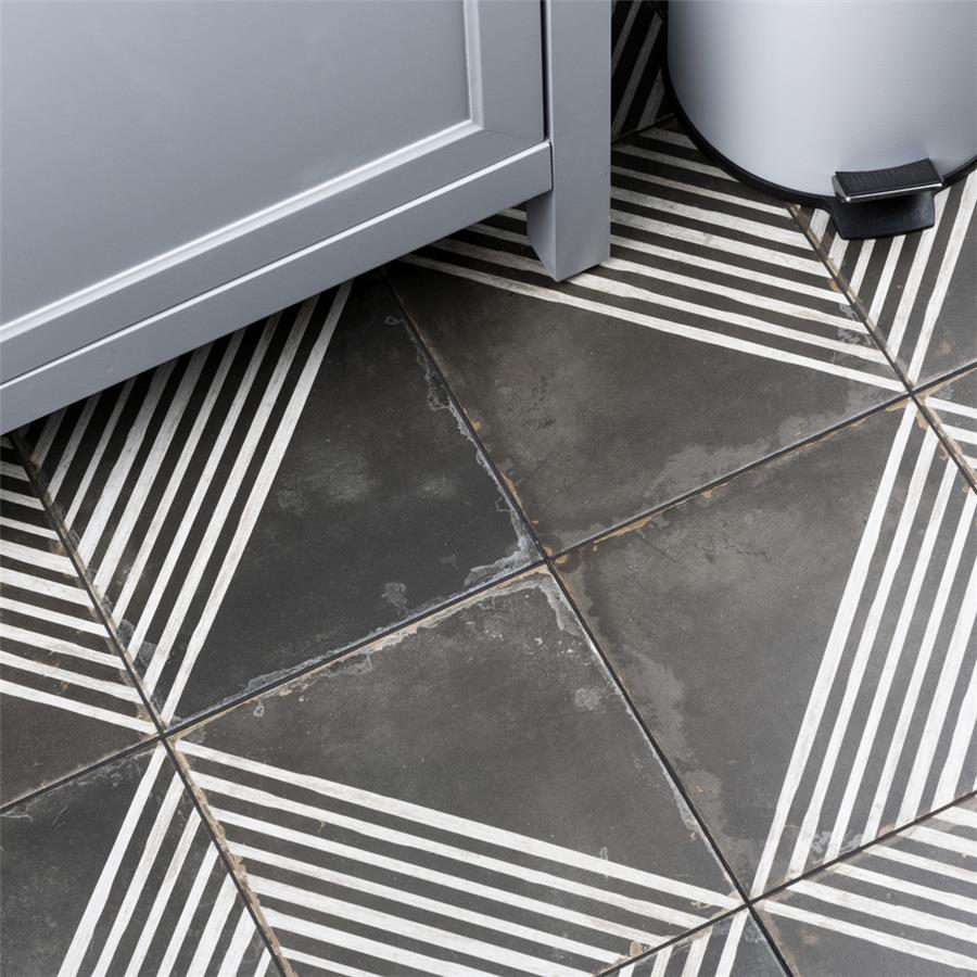 SomerTile - Kings Rombos 18 in. x 18 in. Ceramic Tile - Night floor installation