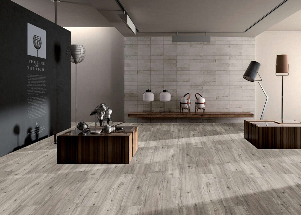 Diamond Surfaces - Aquashield Collection 7 in. x 48 in. Luxury Vinyl - Gulf Breeze floor installation