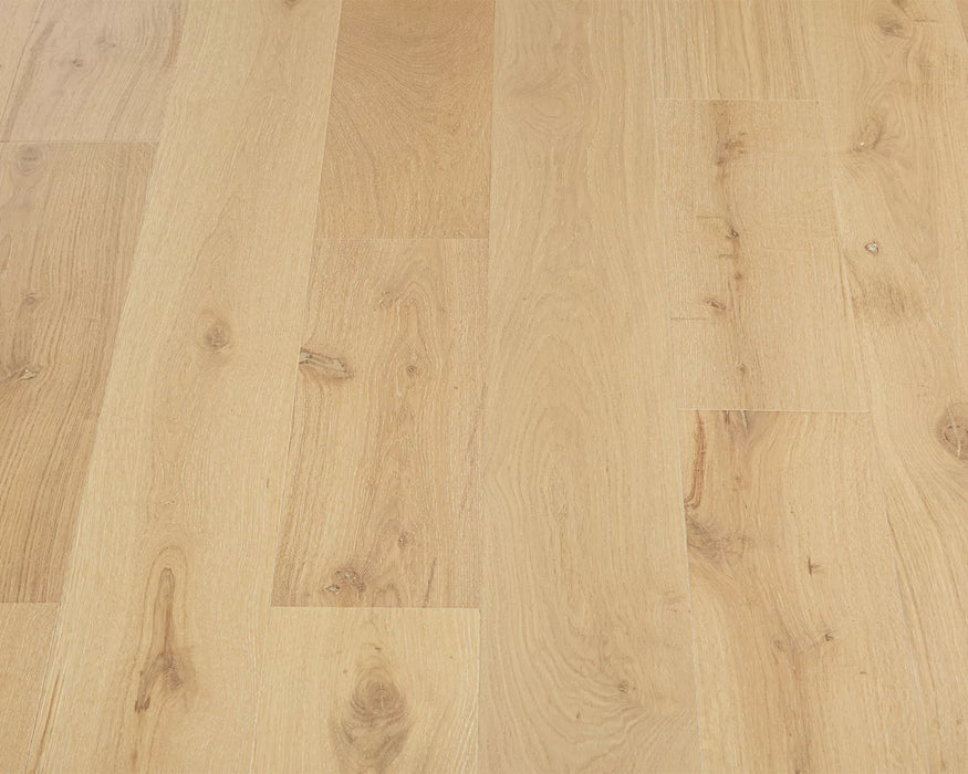 LW Flooring - Renaissance - 7.5" x 74 3/4" RL - Engineered Hardwood - Haenna Close View