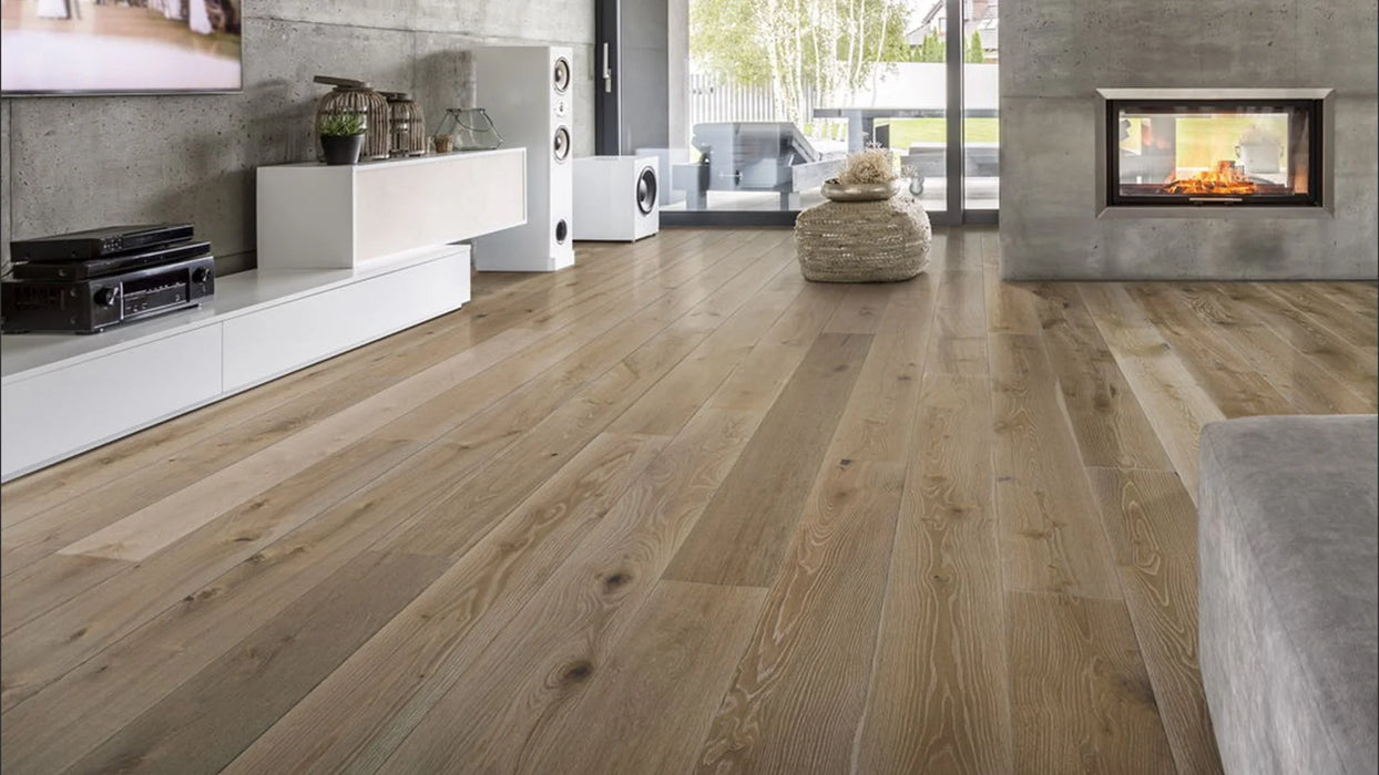 Arbor Ranch Hardwood Flooring - Newport Plank - Hawthorne Room