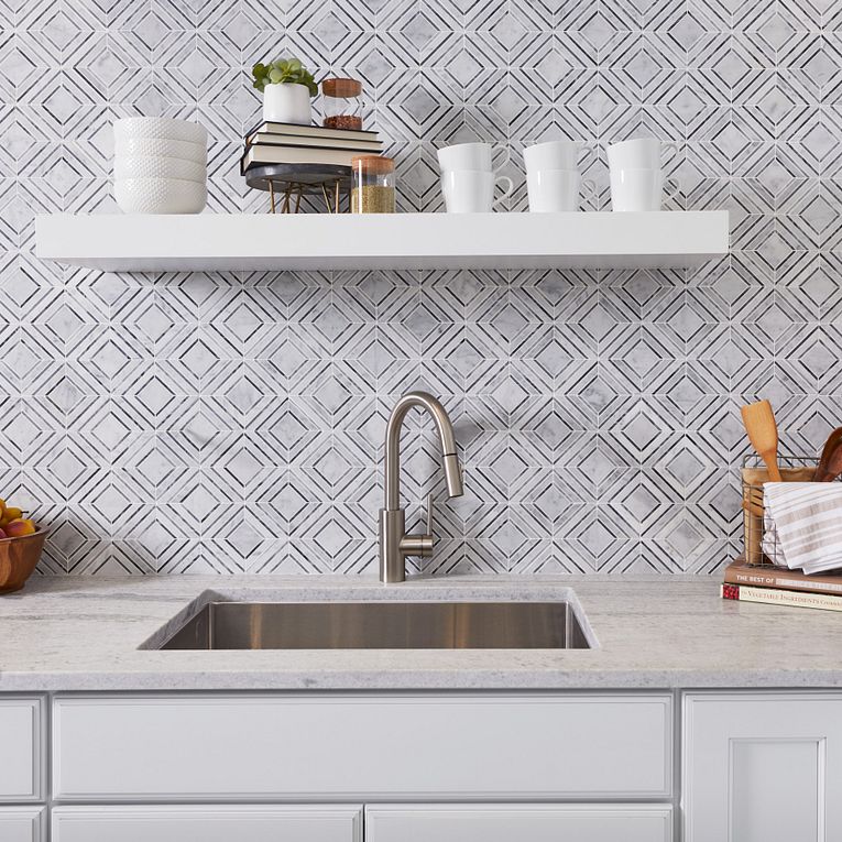 Arizona Tile - Natural Stone - Stone Mesh Patterns - Harlow Bianco