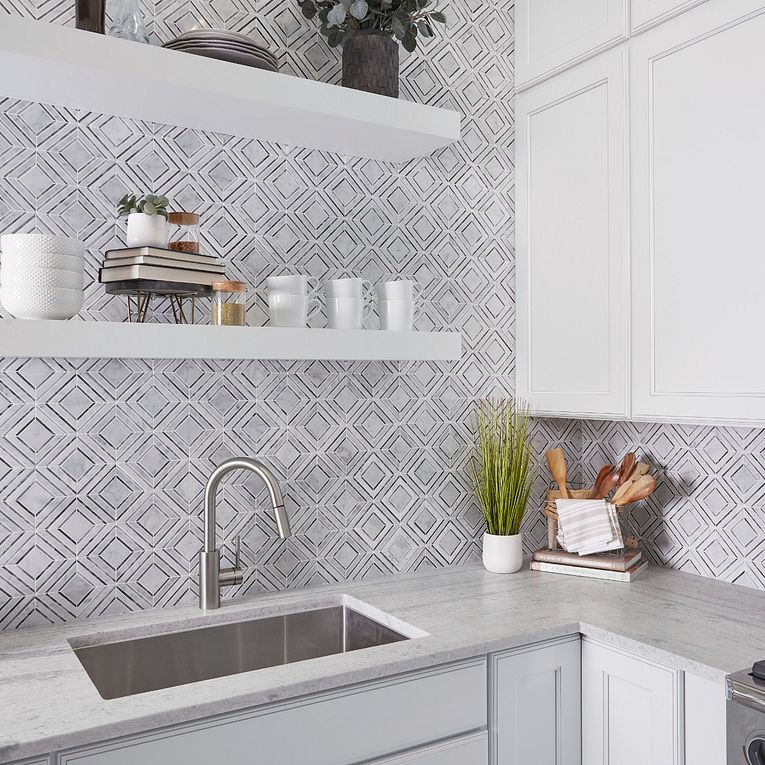 Arizona Tile - Natural Stone - Stone Mesh Patterns - Harlow Bianco 