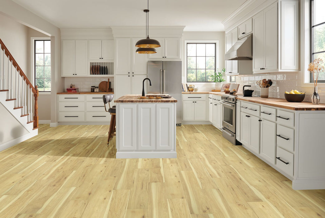 Bruce - TimberTru Landscape Traditions - 8.03 in. x 47.6 in. - Laminate - Country Setting Installed