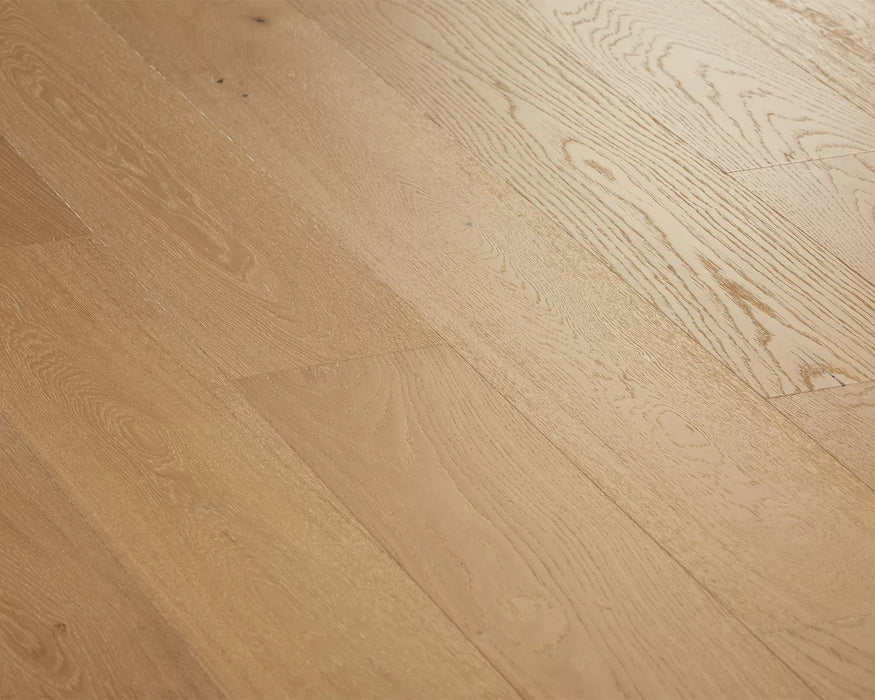 LW Flooring - Sonoma Valley - 7.5" x 75 1/4" RL - Engineered Hardwood - Madeira Close View