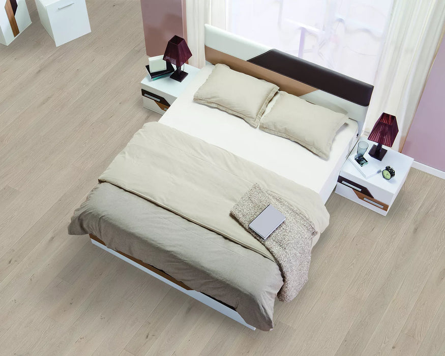 LW Flooring - Paradise Island - 10 1/4" x 86 5/8" RL - Engineered Hardwood - Oahu Bedroom Install