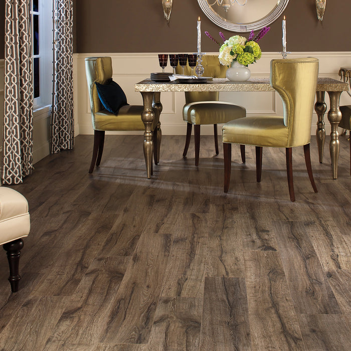 Quickstep - NatureTEK Select - Reclaime Collection Laminate Flooring - Heathered Oak Room Scene