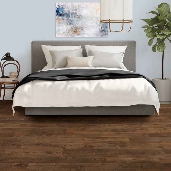 Quickstep - NatureTEK Plus - Abreeza Collection Laminate Flooring - Hutia Oak Room Scene