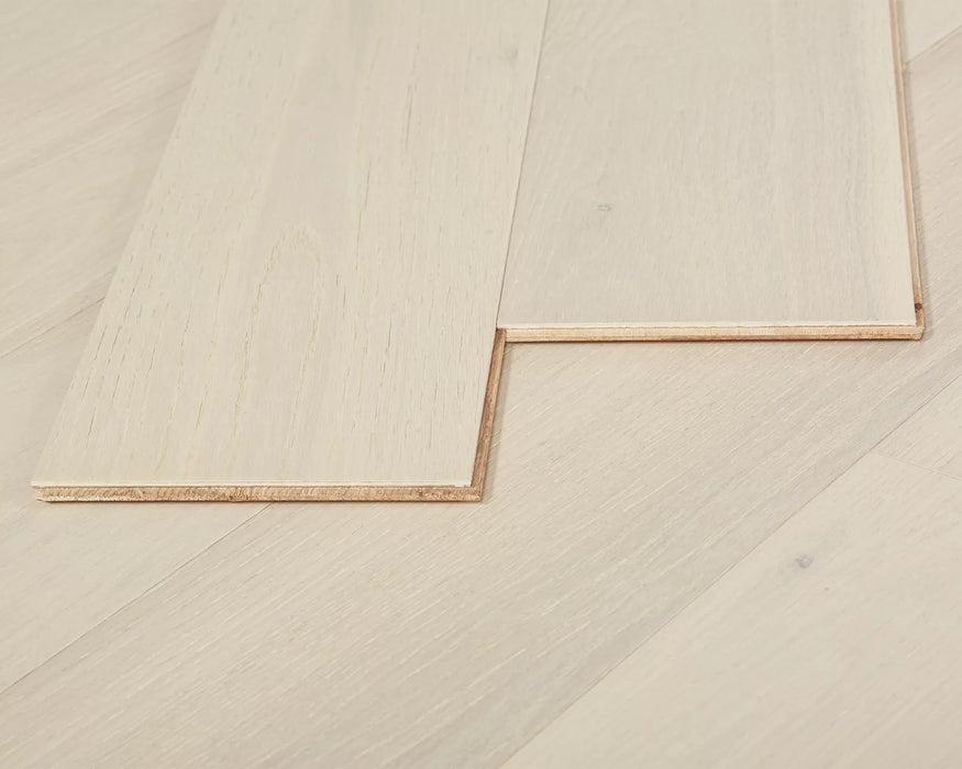 LW Flooring - French Impressions - 7" x 71" - Engineered Hardwood - Renoir Edge View