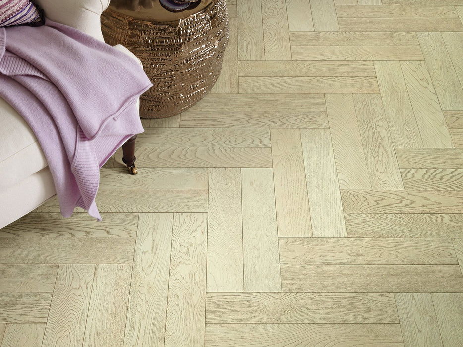 Shaw - Fifth Avenue Oak Hardwood SW663 - Astor Installed