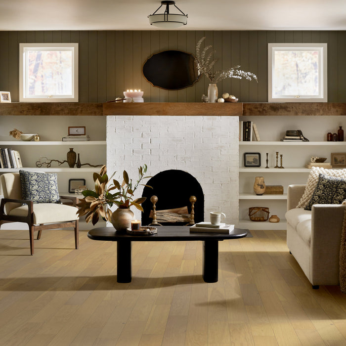 Shaw - Fifth Avenue Oak Hardwood SW663 - Carnegie Room scene