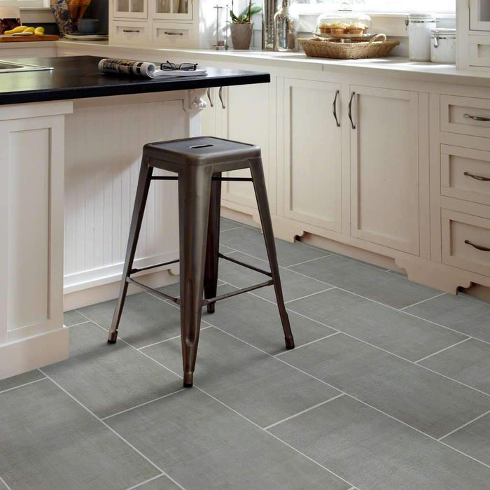 Shaw Floors - Tessuto Porcelain Tile - Grigio Lifestyle