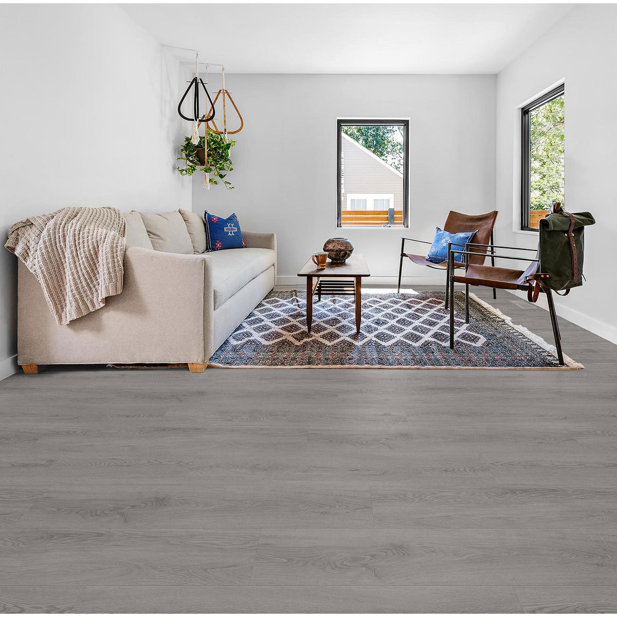 Tesoro - Oakridge - 9 in. x 48 in. Luxury Engineered Planks - Grey Installed