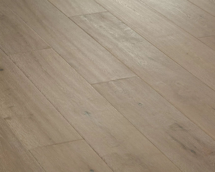 LW Flooring - Vintage Elegance - 7.5" x 74 3/4" - Engineered Hardwood - Urbino Close View