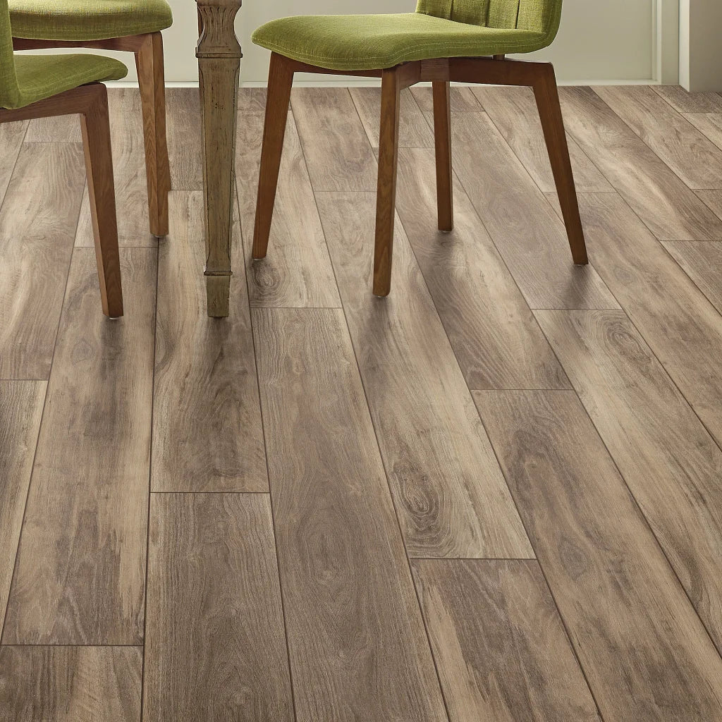 Shaw - Pantheon HD Plus LVP 7 in. x 48 in. - Ardesia floor installation