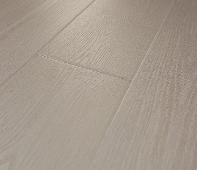 COREtec - Originals Premium - 7" x 60" - Delicate Oak floor installation