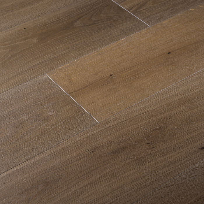 The Colonial Collection - European Oak 7 1/2" - Davenport 3