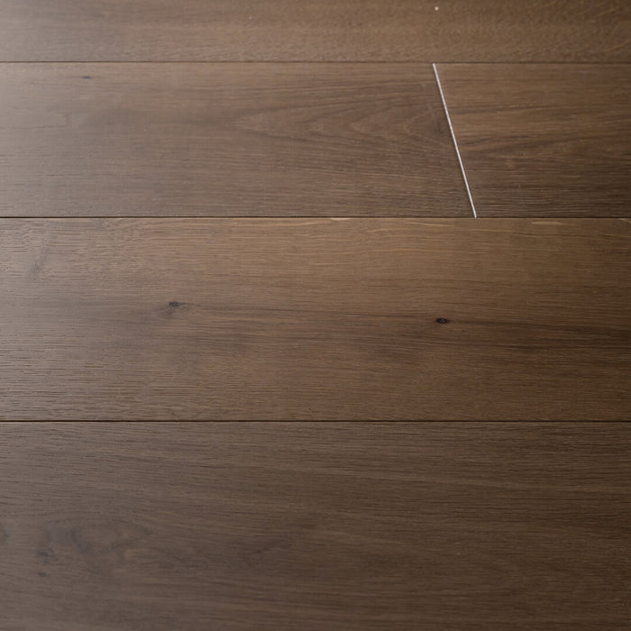 The Colonial Collection - European Oak 7 1/2" - Davenport 4