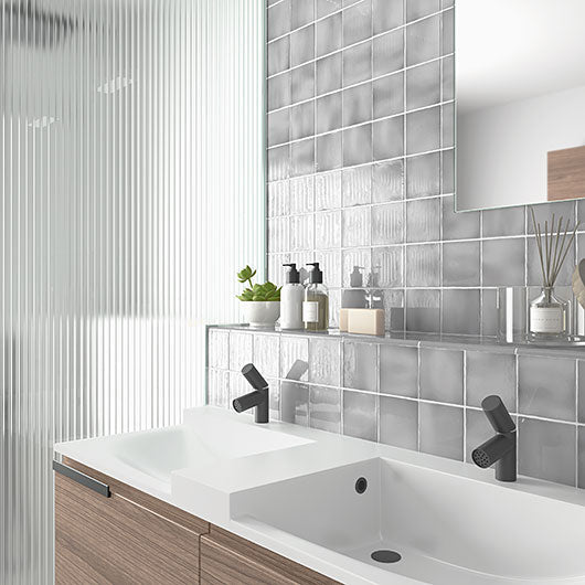 Bellagio - Manacor Collection - 4" x 4" Ceramic Tile - Mercury Grey wall installation