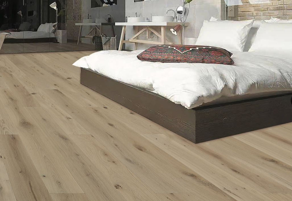 Echelon Flooring - Vantage Oak Collection - 7.5 in. x 74.8 in. Engineered Hardwood - Saratoga Room Scene