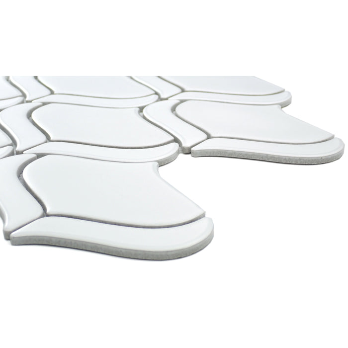 Emser Tile - Mythos™ - 11 in. x 12 in. Ceramic Arabesque Mosaic Wall Tile - White Close 2