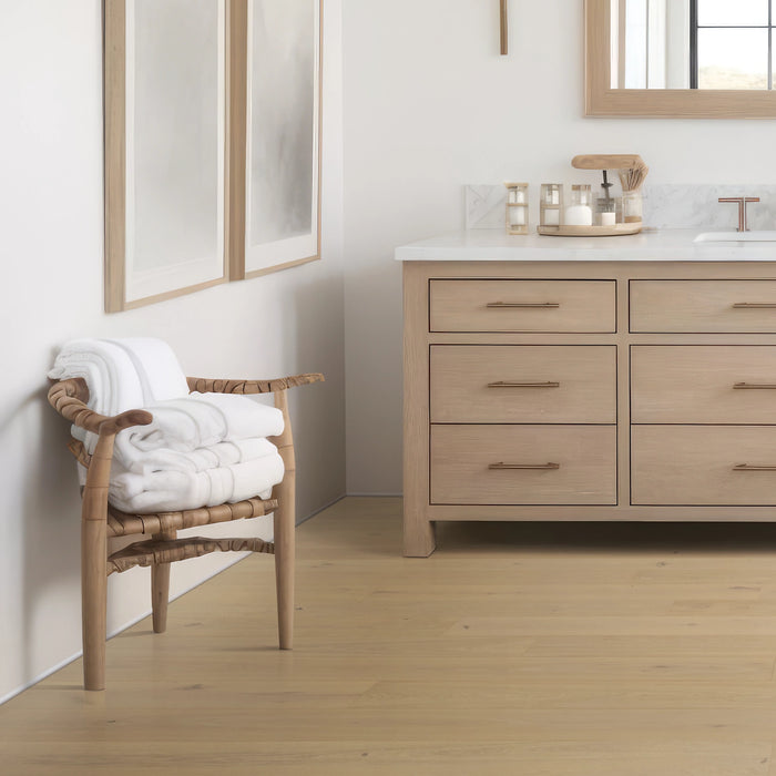 Mohawk - TecWood Enhanced | Madera Trace - Antiqued Plaster Oak Room Scene
