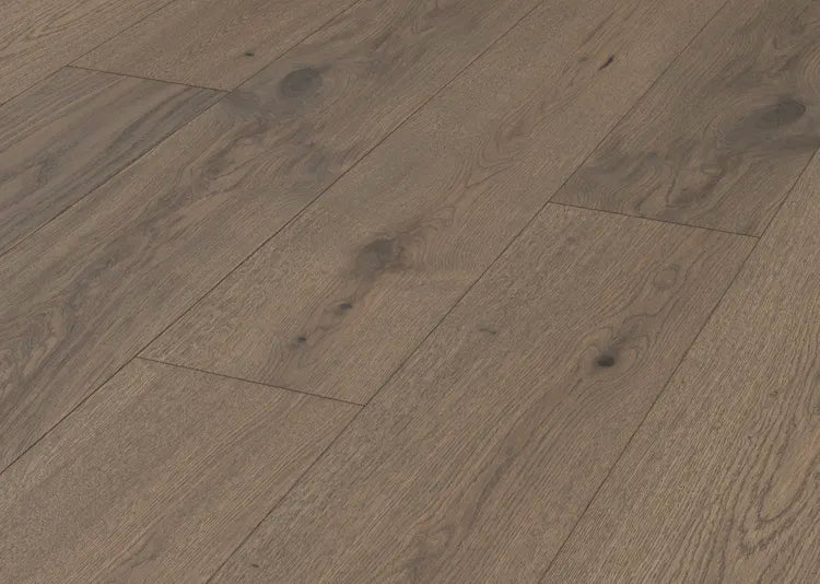 Mannington - Momentum Engineered Hardwood - Smoke Close View