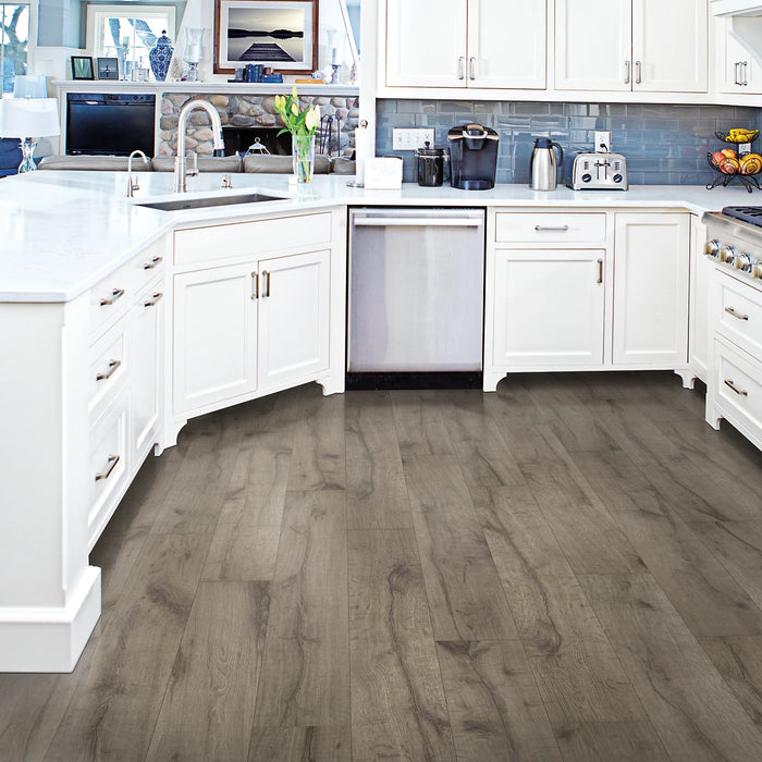 Quickstep - NatureTEK Select - Reclaime Collection Laminate Flooring - Hamilton Oak Room Scene