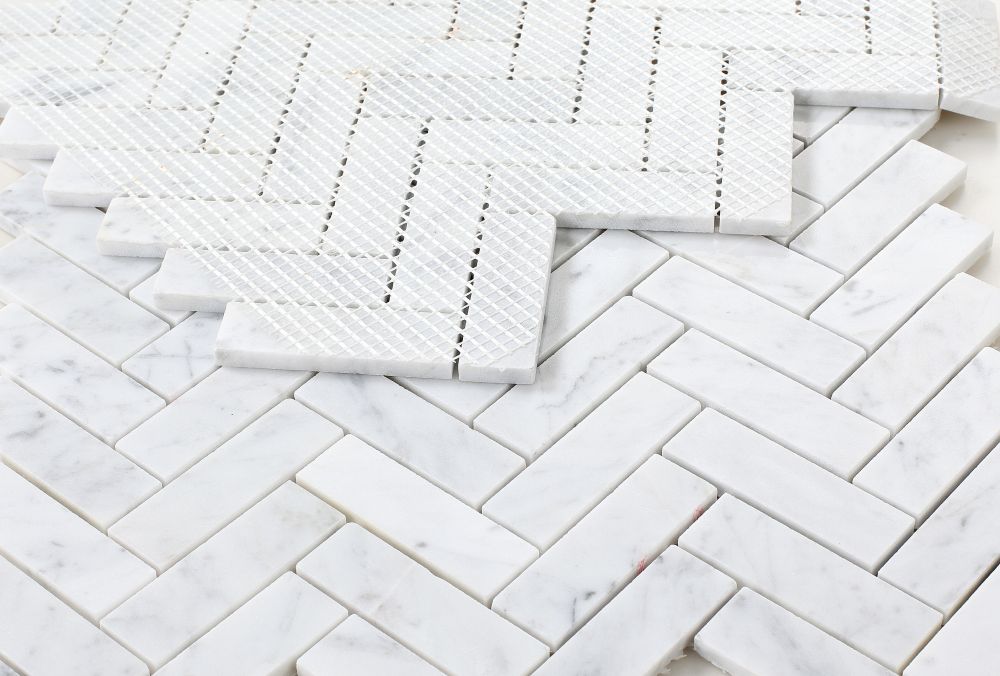 Elysium - Chevron Long Carrara 11 in. x 12.5 in. Marble Mosaic