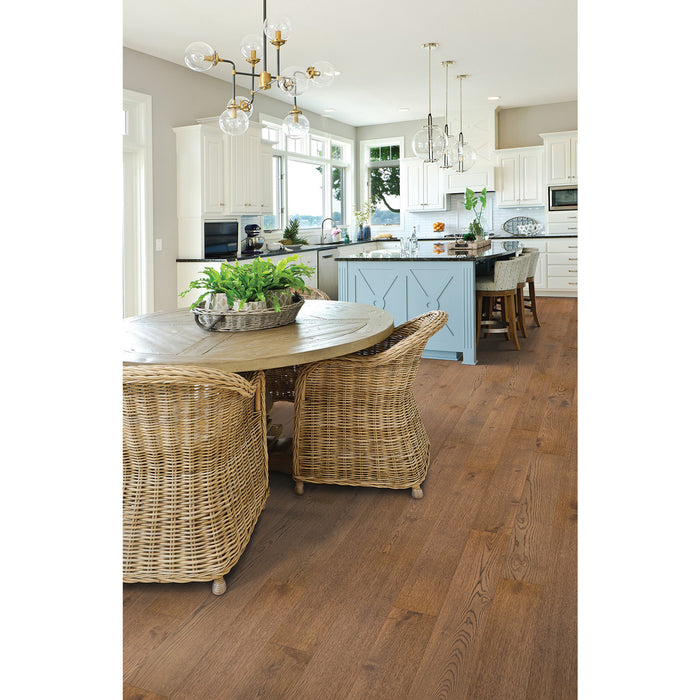 Mohawk - Gregor Oaks 7 in. - Highland Oak Room Scene